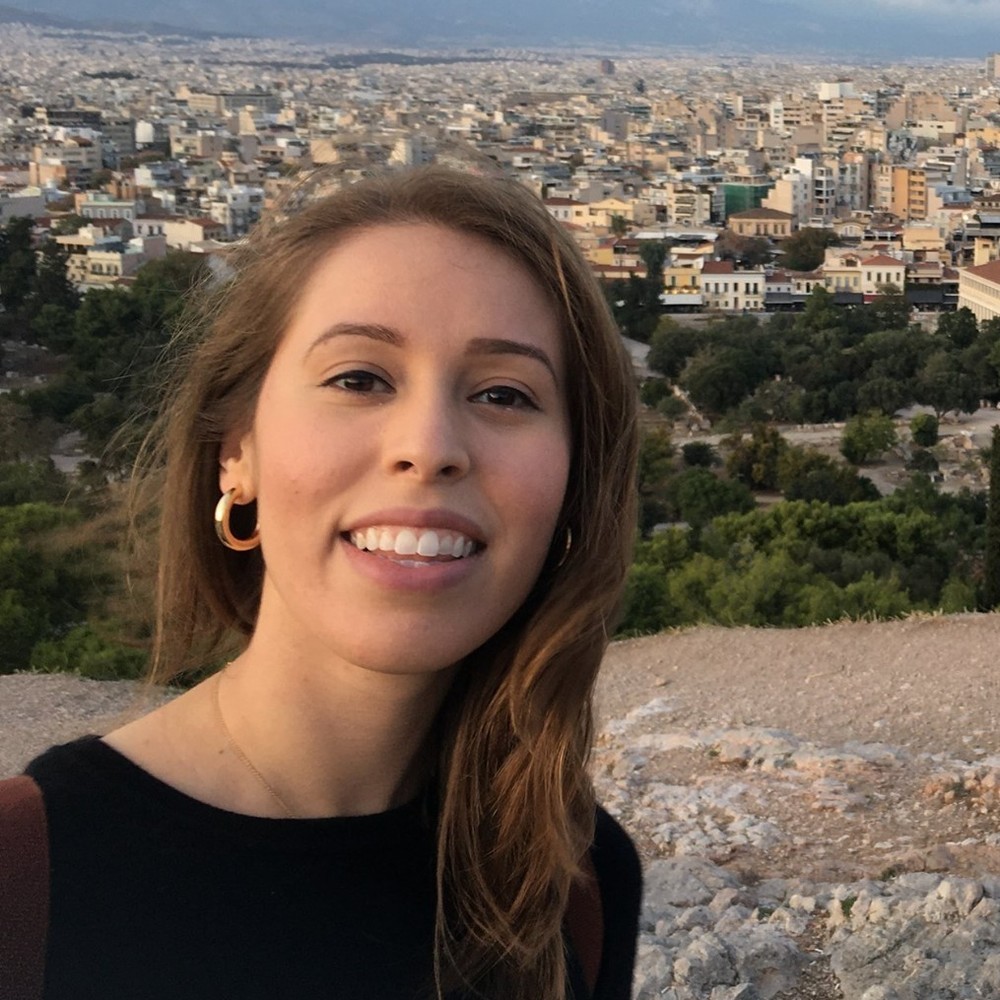 Meet your Posher, Diana carolina